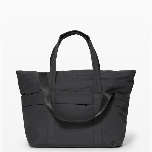 lululemon athletica Handbags - Lululemon On My Level duffel tote bag 30L